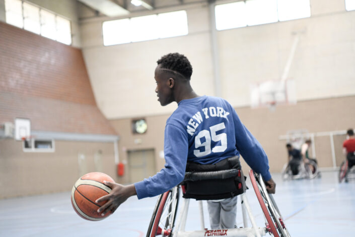 reportage photo Paris basket fauteuil