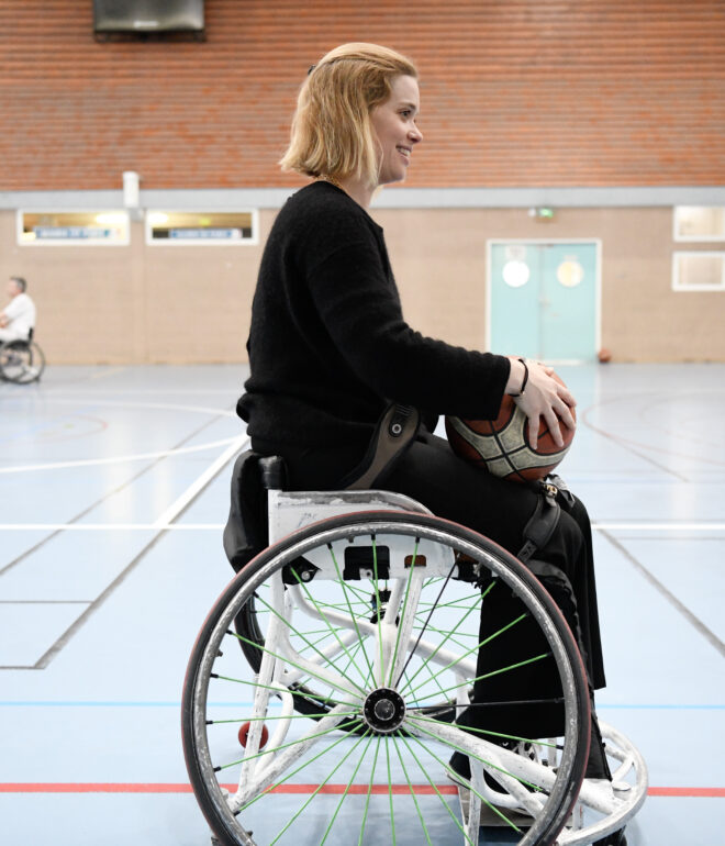 reportage photo Paris basket fauteuil