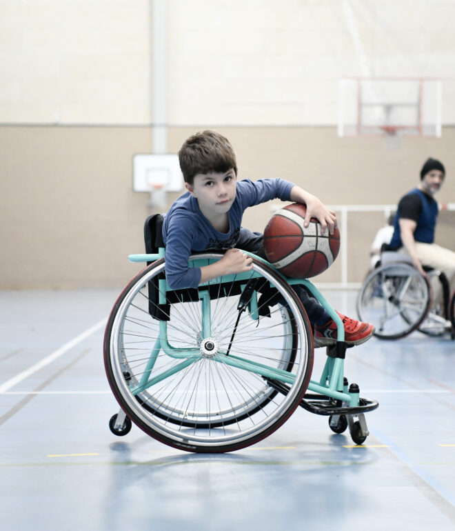 Reportage association sportive basket fauteuil
