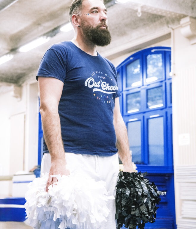 Reportage photo Paris association sportive cheerlearders LGBTQI+