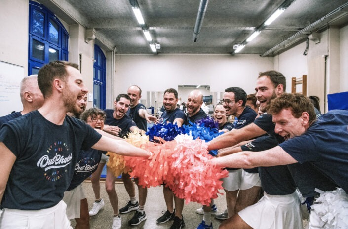 Reportage photo Paris association sportive cheerlearders LGBTQI+